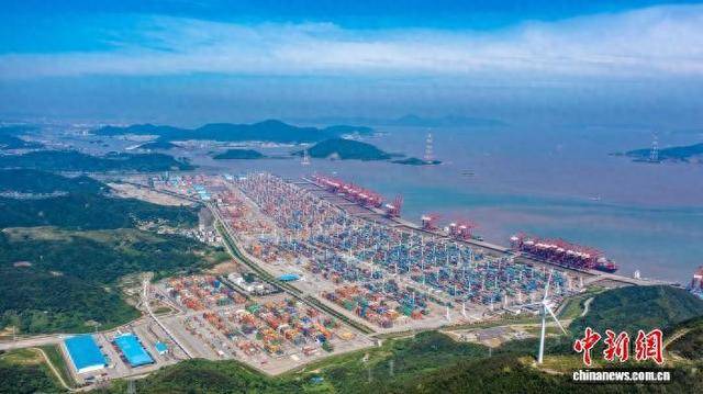 宁波舟山港—上海港实现信息常态化互联互通
